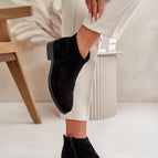 black / 36