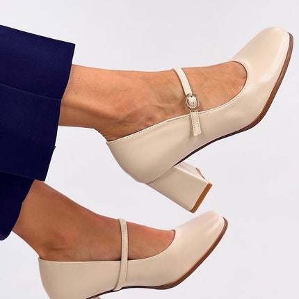  Block heel pumps model 200653 Inello 