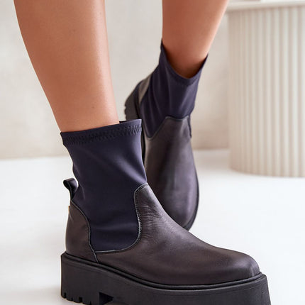  Boots model 201001 Step in style 