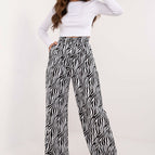 black / one-size-fits-all