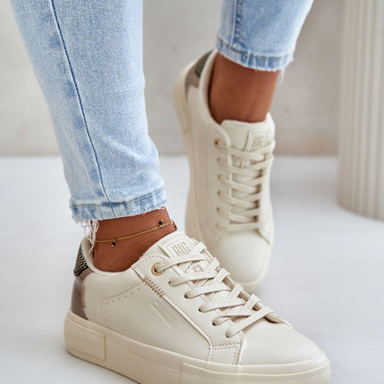  Sneakers model 201720 Step in style 