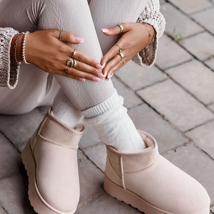  Snow boots model 202218 Step in style 