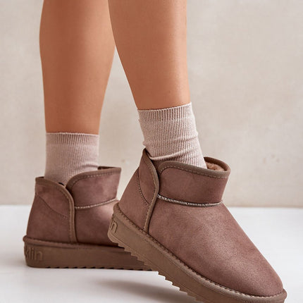  Snow boots model 202622 Step in style 