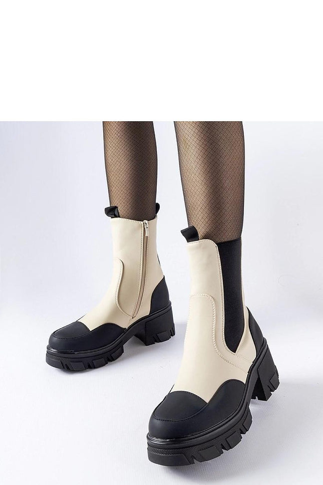  Boots model 204608 Solea 