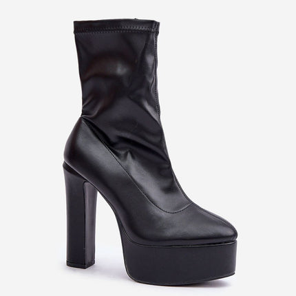  Heel boots model 204694 Step in style 