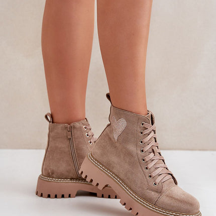  Boots model 204727 Step in style 