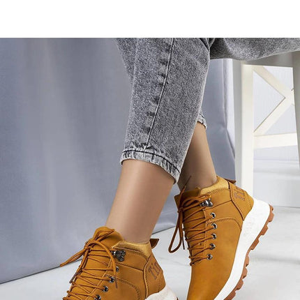  Trapper shoes model 205137 Solea 