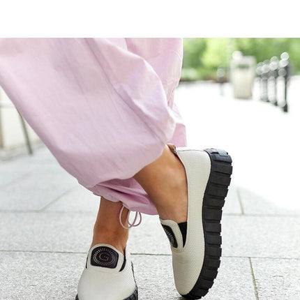  Low Shoes model 206461 Solea 