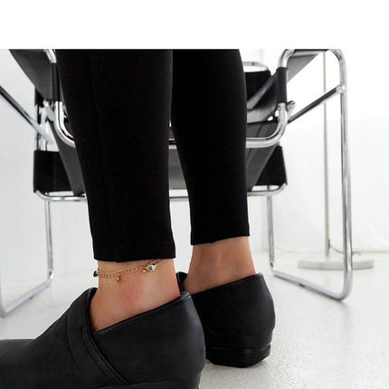  Low Shoes model 206480 Solea 