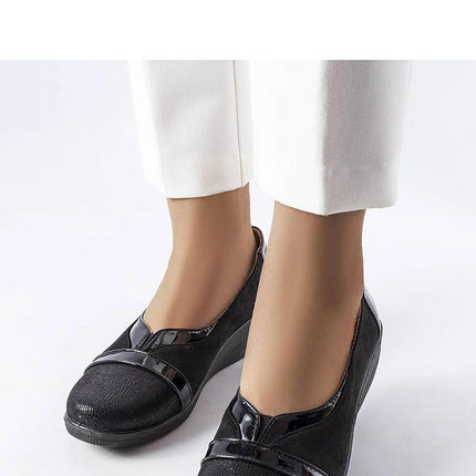  Low Shoes model 207067 Solea 