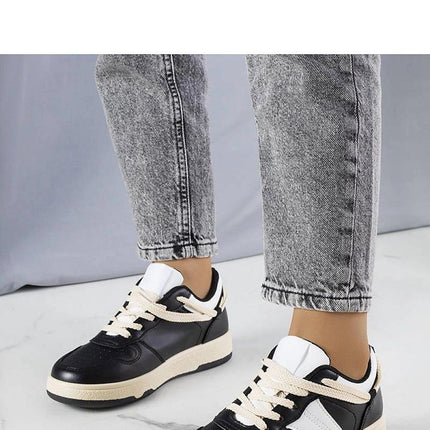  Sport Shoes model 208006 Solea 