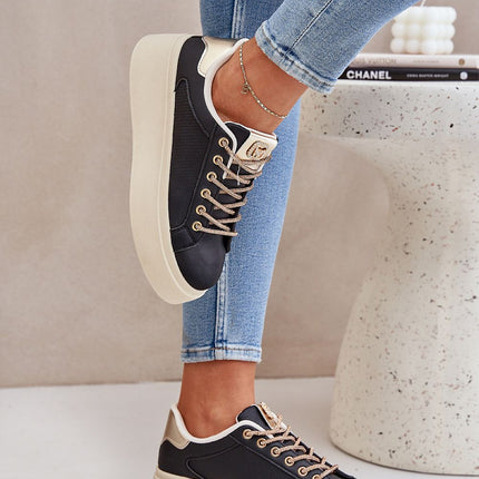  Sport Shoes model 208063 Step in style 