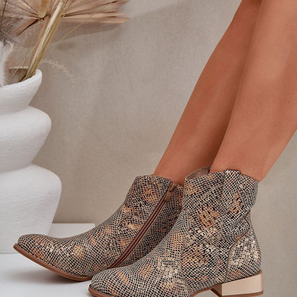  Heel boots model 208461 Step in style 