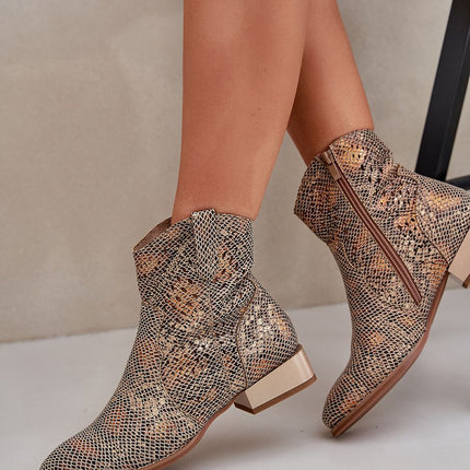  Heel boots model 208461 Step in style 