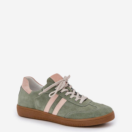  Sport Shoes model 208537 Step in style 