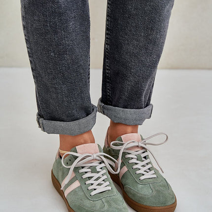  Sport Shoes model 208537 Step in style 