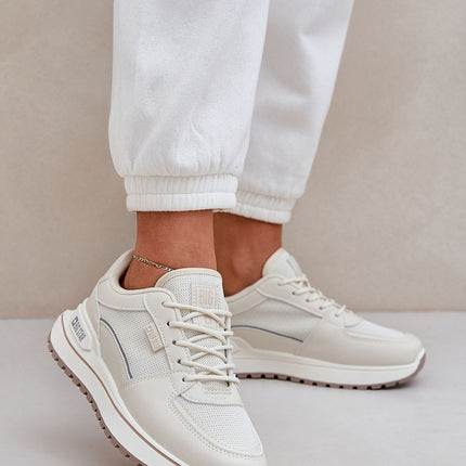  Sport Shoes model 208550 Step in style 