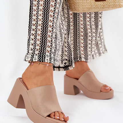  Flip-flops model 209941 Step in style 