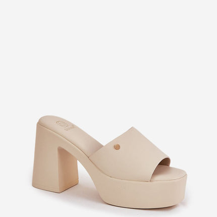  Flip-flops model 209943 Step in style 