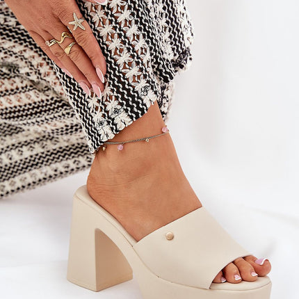  Flip-flops model 209943 Step in style 