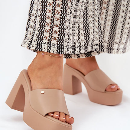  Flip-flops model 209944 Step in style 