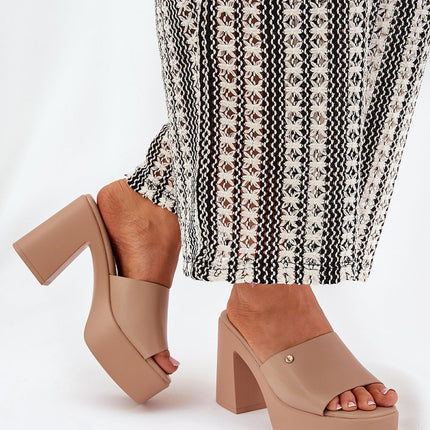  Flip-flops model 209944 Step in style 