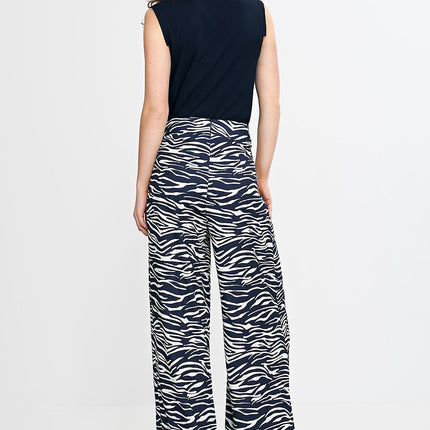  Trousers model 210068 Nife 