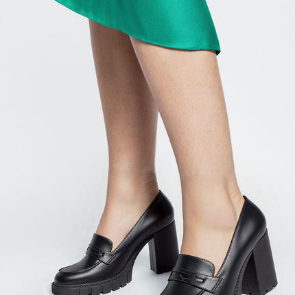  Block heel pumps model 210351 Inello 