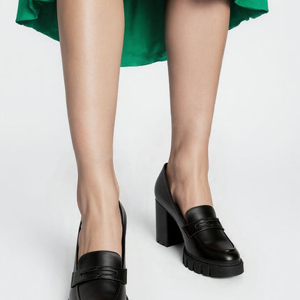  Block heel pumps model 210351 Inello 