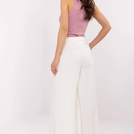  Women trousers model 210868 NM 