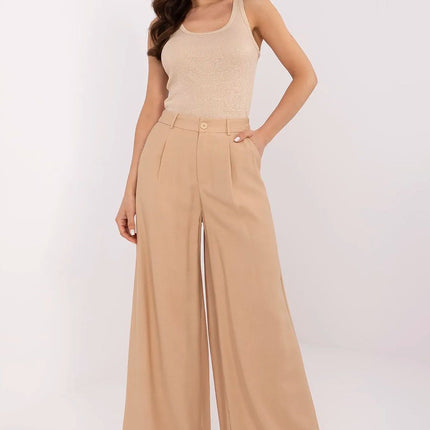  Women trousers model 210869 NM 