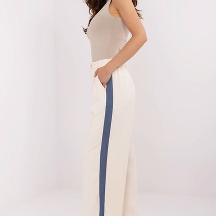  Women trousers model 211177 NM 