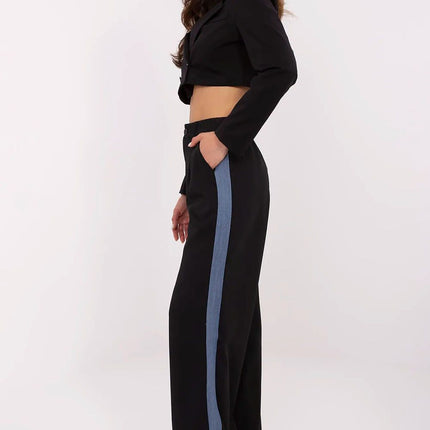  Women trousers model 211178 NM 