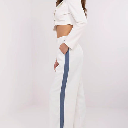  Women trousers model 211179 NM 