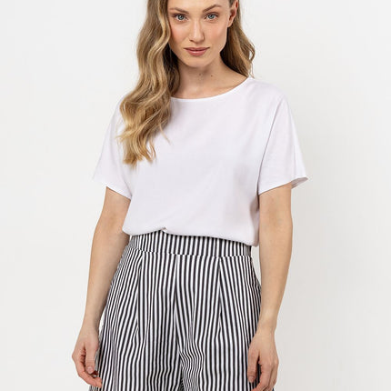  Shorts model 212202 awama 