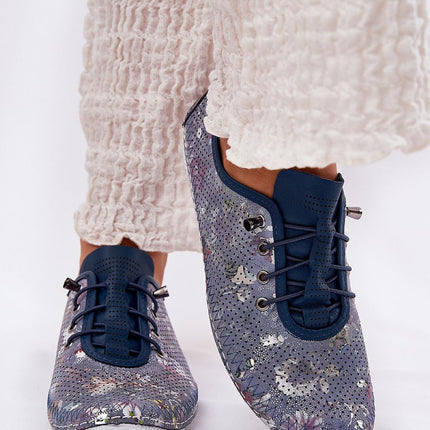  Low Shoes model 212551 Step in style 