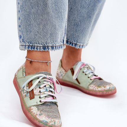  Low Shoes model 212553 Step in style 