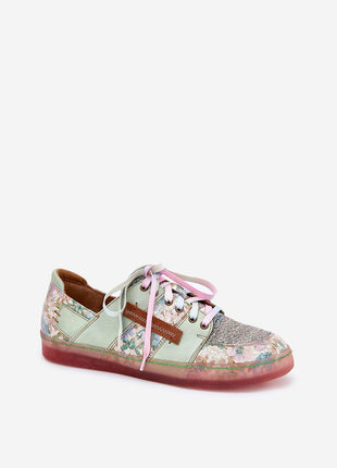  Low Shoes model 212553 Step in style 