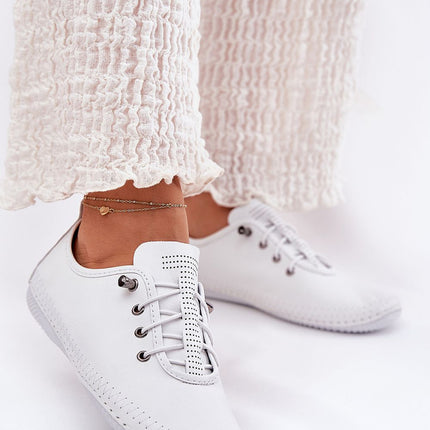  Low Shoes model 212554 Step in style 