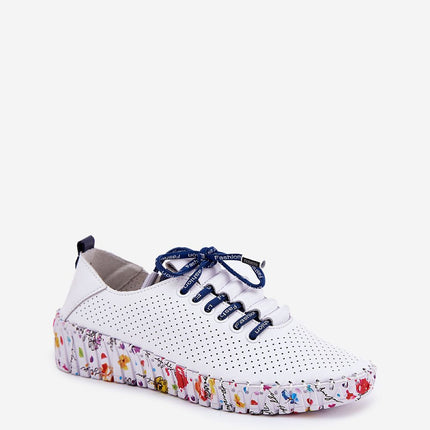  Low Shoes model 212556 Step in style 