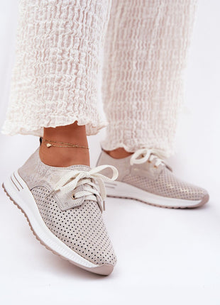  Low Shoes model 212558 Step in style 