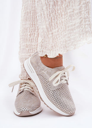  Low Shoes model 212558 Step in style 