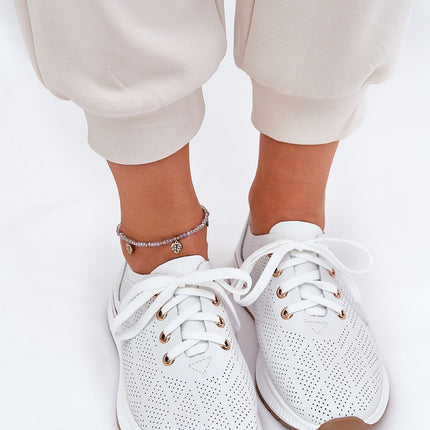  Low Shoes model 212562 Step in style 