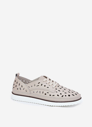  Low Shoes model 212566 Step in style 