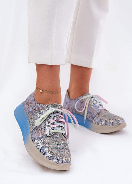  Low Shoes model 212569 Step in style 