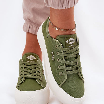  Sneakers model 212618 Step in style 