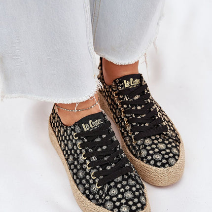  Sneakers model 212619 Step in style 