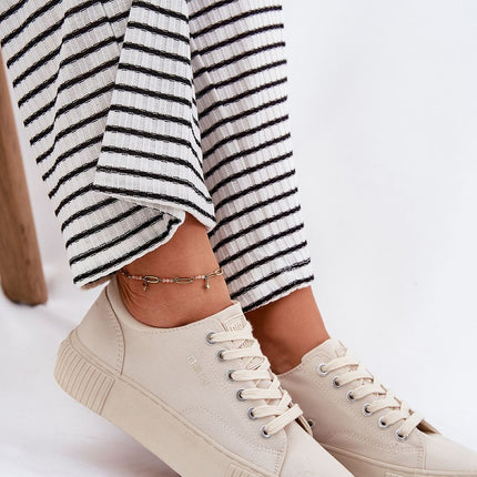  Sneakers model 212723 Step in style 