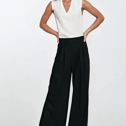  Women trousers model 213974 Nife 