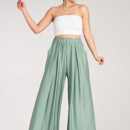  Women trousers model 214845 Figl 